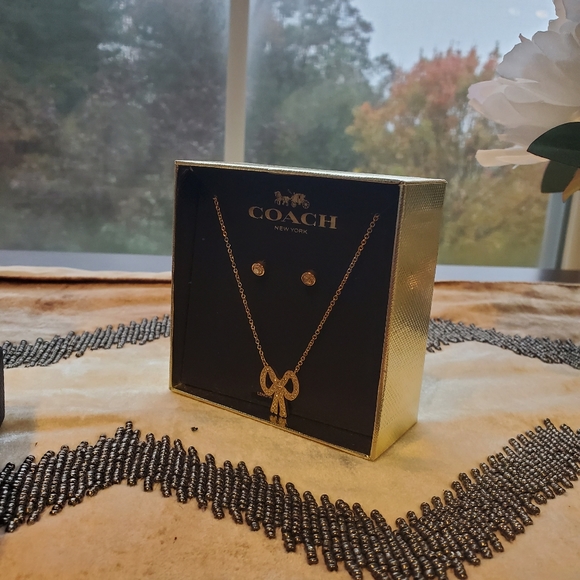 Coach Bow Necklace & Earring - Picture 2 of 4